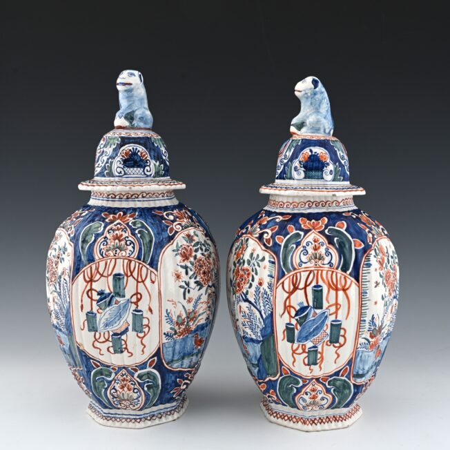 Delft vases