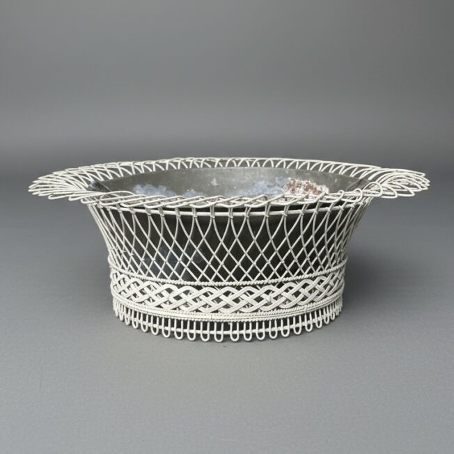 Sibyl Colefax & John Fowler basket